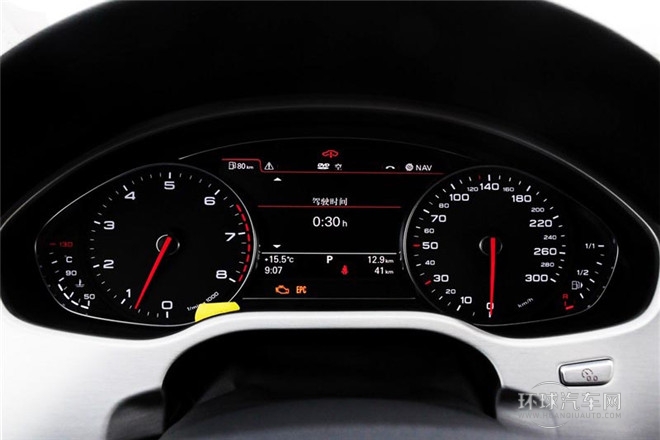 2013款 A8L 30 FSI 舒適型