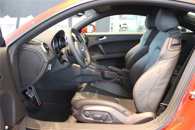 2013款 TT Coupe 45 TFSI 彩色夢(mèng)幻版