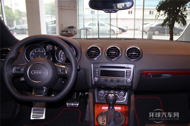 2013款 TT Coupe 45 TFSI 彩色夢幻版