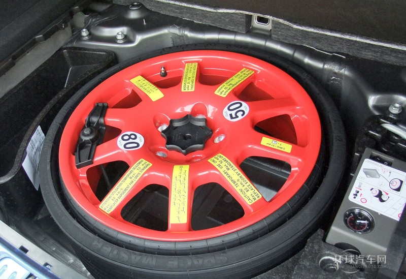 2011款 3.0TDI V6 柴油標配型