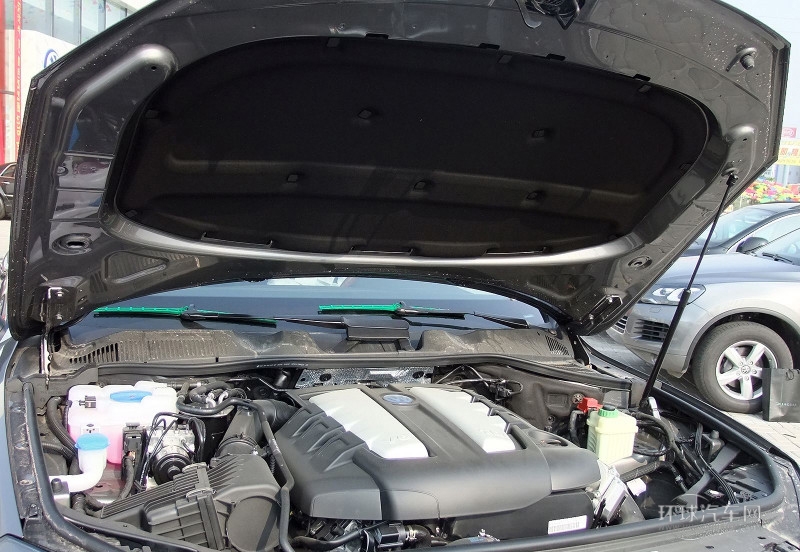 2011款 3.0TDI V6 柴油標配型