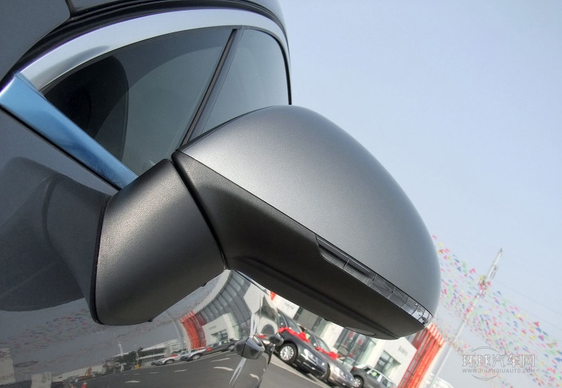 2011款 3.0TDI V6 柴油標配型