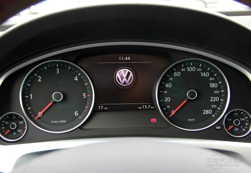 2011款 3.0TDI V6 柴油豪華型