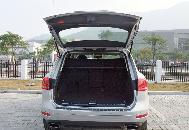 2011款 3.0TDI V6 柴油舒適型