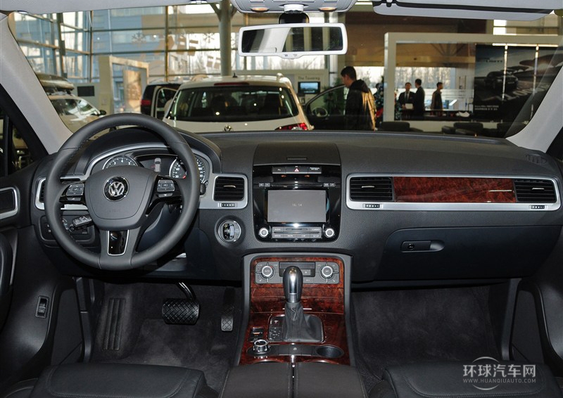 2011款 3.0TSI V6 標配型