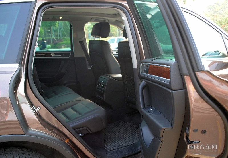 2011款 3.0TSI V6 豪華型