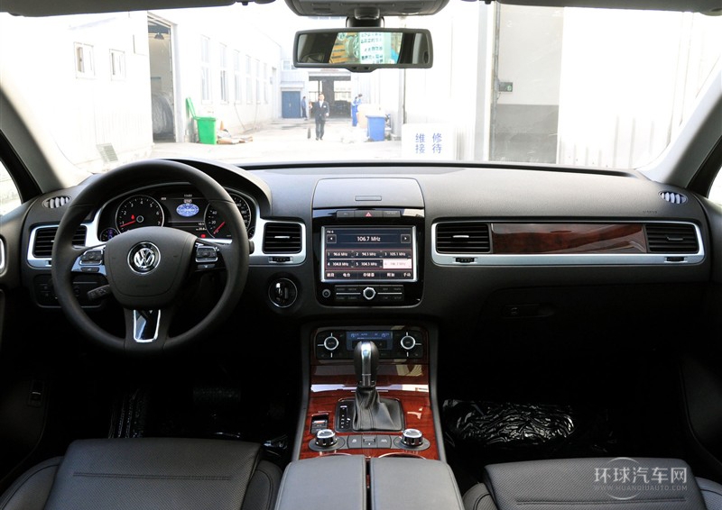 2011款 3.0TSI V6 舒適型