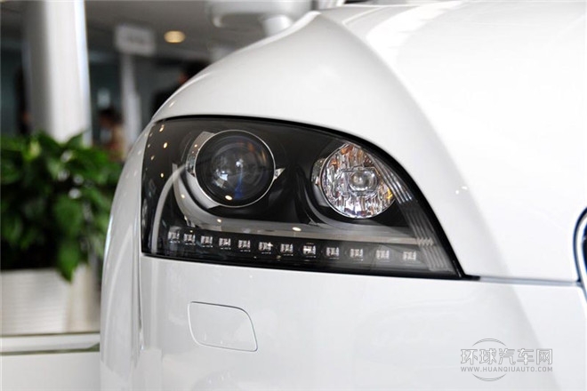 2013款 TT Coupe 45 TFSI 白色經典版