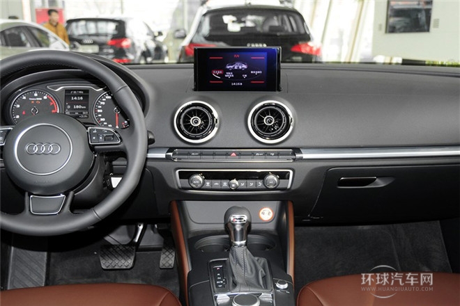 2014款 Limousine 40 TFSI S line豪華型