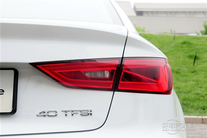 2014款 Limousine 40 TFSI S line豪華型