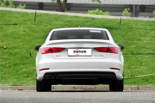 2014款 Limousine 40 TFSI S line豪華型