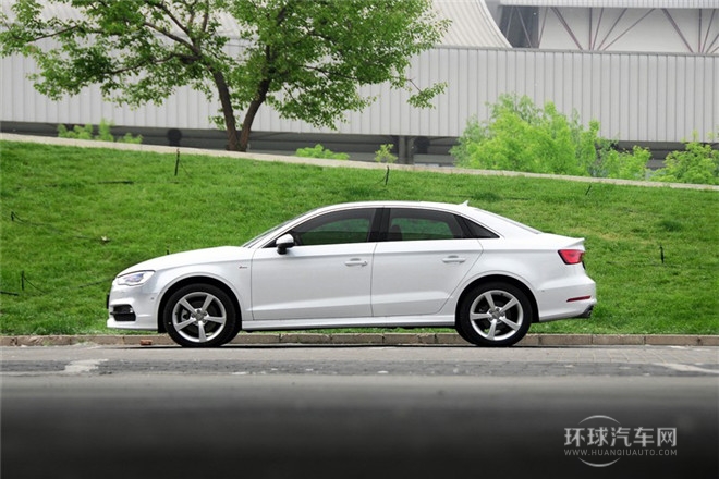 2014款 Limousine 40 TFSI S line豪華型