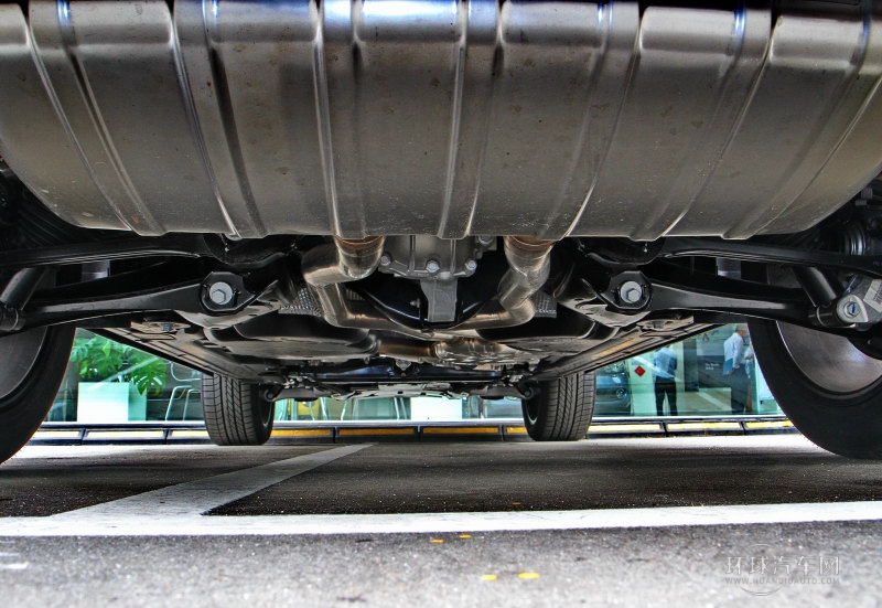 2013款 3.0TSI V6 限量奢華版