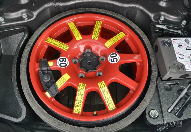 2013款 3.6L V6 越野增強(qiáng)高配型