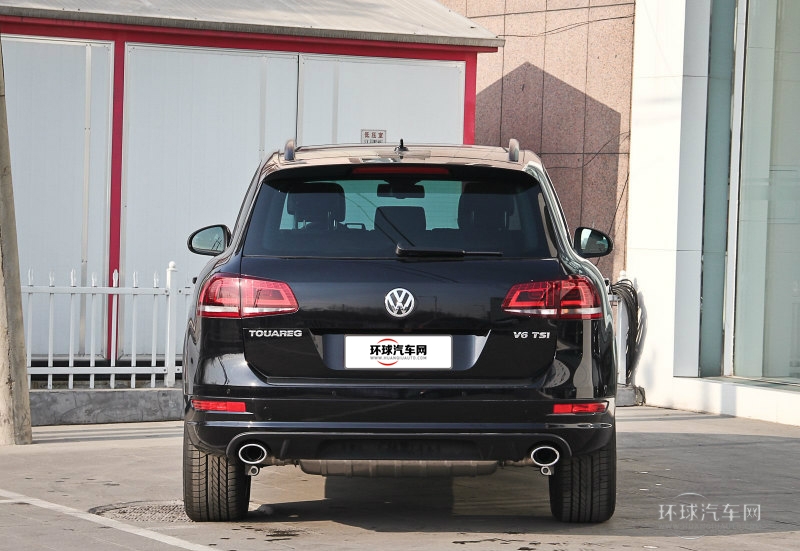 2014款 3.0TSI V6 黑色探險者