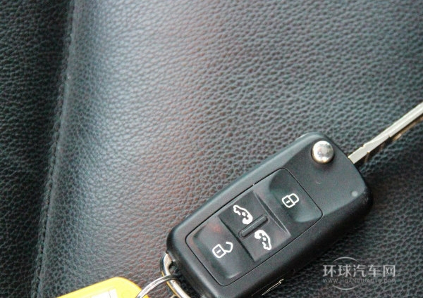 2012款 2.0TSI 豪華型 歐IV