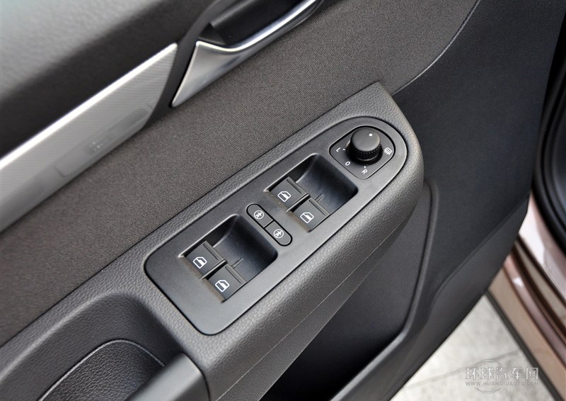 2013款 1.8TSI 標配型 歐IV