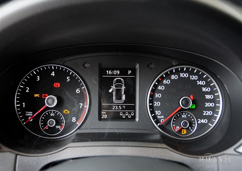 2013款 1.8TSI 標(biāo)配型 歐V