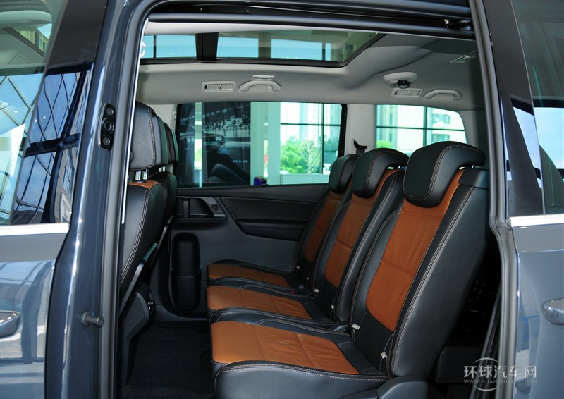 2013款 1.8TSI 舒適型 歐V