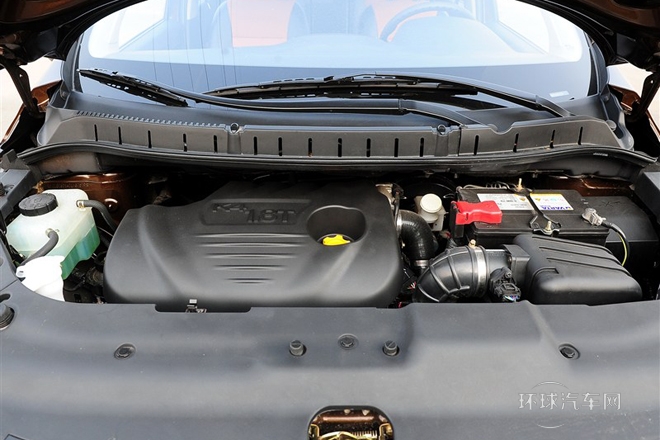 2013款 1.8T 尊貴型