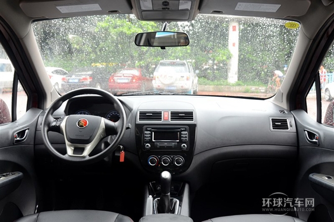 2013款 1.8T 尊貴型