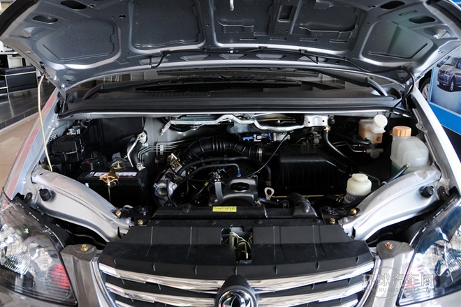 2014款 M3 1.6L 7座豪華型