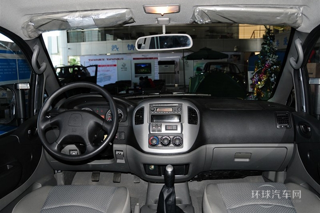 2014款 M3 1.6L 7座豪華型