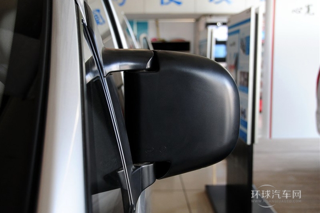 2014款 M3 1.6L 7座豪華型