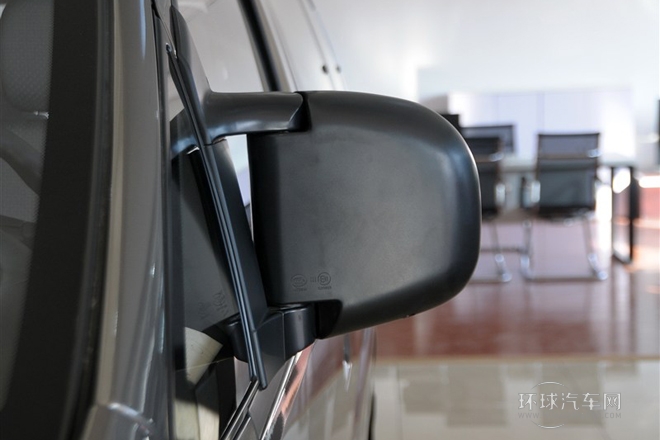 2014款 M3 1.6L 7座舒適型