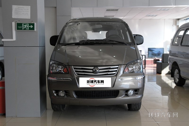 2014款 M3 1.6L 7座舒適型