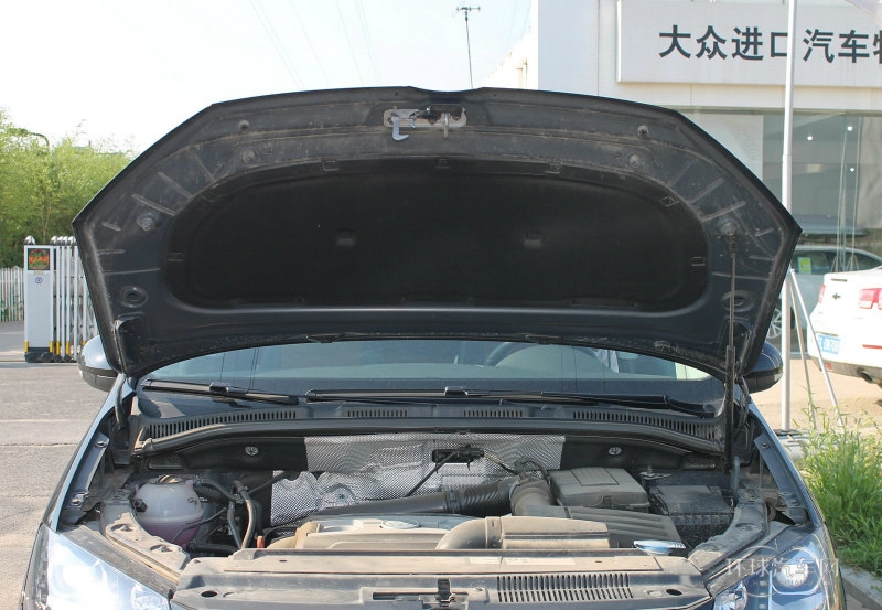 2013款 2.0TSI 豪華型 歐V