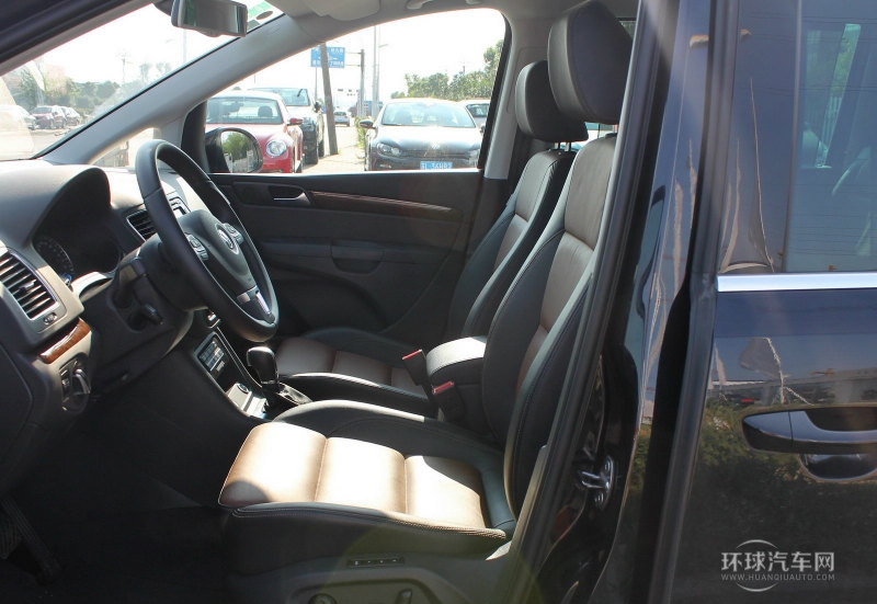 2013款 2.0TSI 豪華型 歐V