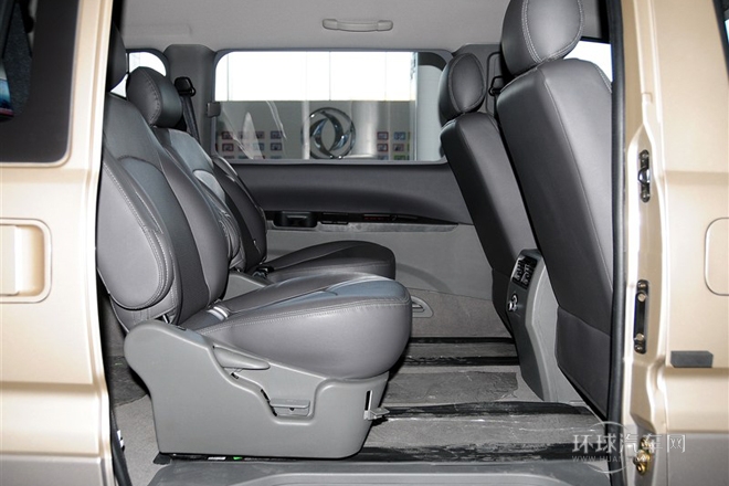 2014款 M5 Q3 2.0L 7座短軸豪華型