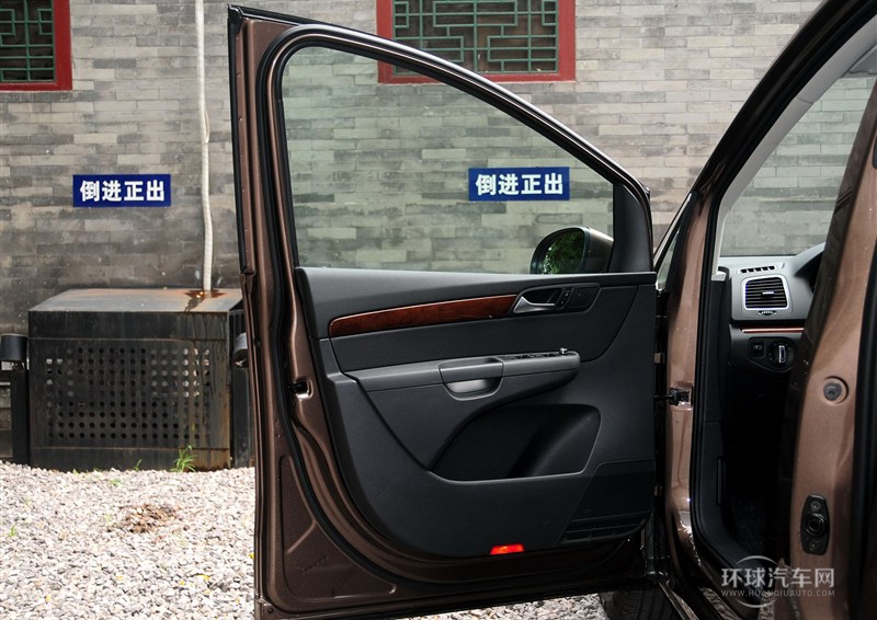 2013款 2.0TSI 舒適型 歐V