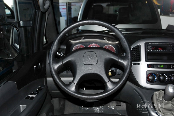 2014款 M5 Q3 2.0L 7座短軸豪華型