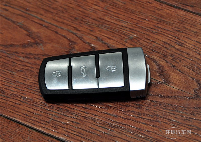 2012款 旅行版 2.0TSI 豪華型