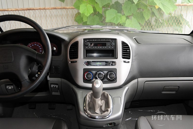 2014款 M5 Q3 2.0L 7座長軸豪華型