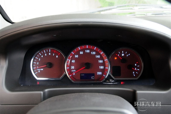 2014款 M5 Q3 2.0L 7座長軸豪華型