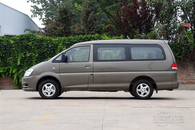 2014款 M5 Q3 2.0L 7座長軸豪華型