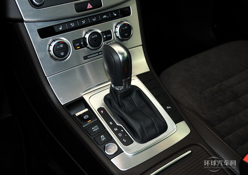 2012款 旅行版 2.0TSI 舒適型