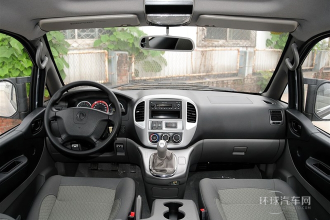 2014款 M5 Q7 2.0L 7座長(zhǎng)軸舒適型