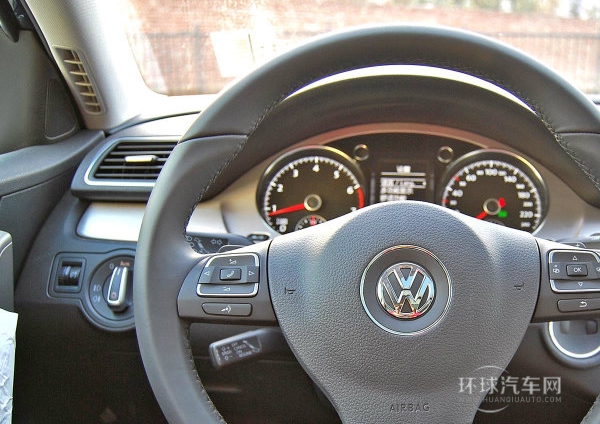 2012款 旅行版 2.0TSI 四驅豪華型