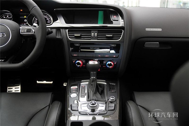 2014款 RS 5 Coupe 特別版