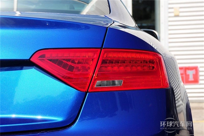2014款 RS 5 Coupe 特別版