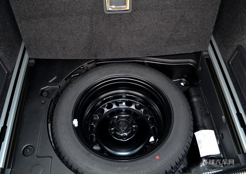 2012款 旅行版 2.0TSI 四驅舒適型