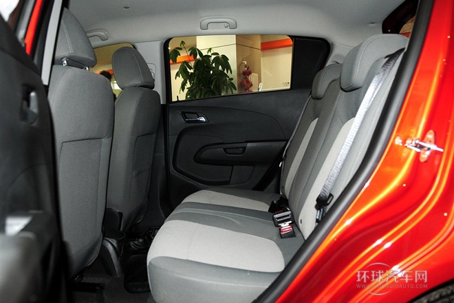 2011款 兩廂 1.4L AT SE