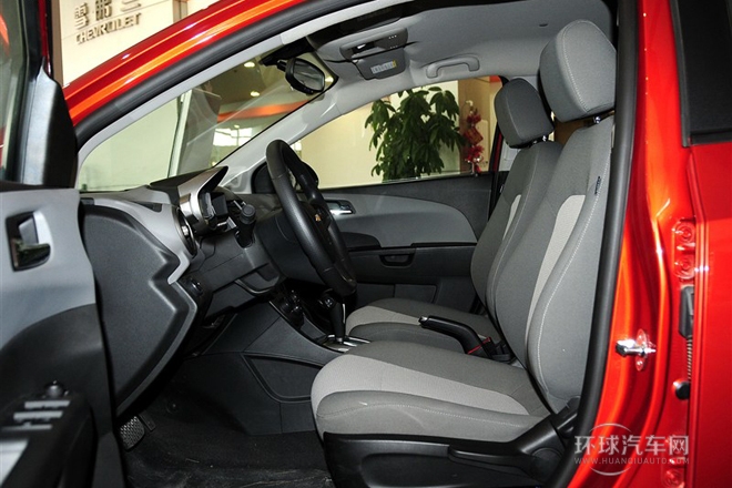 2011款 兩廂 1.4L AT SE