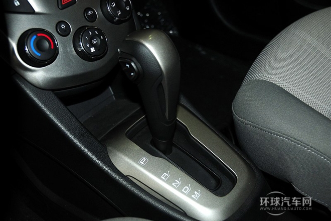 2011款 兩廂 1.4L AT SE