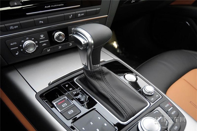 2014款 35 FSI quattro 技術(shù)型