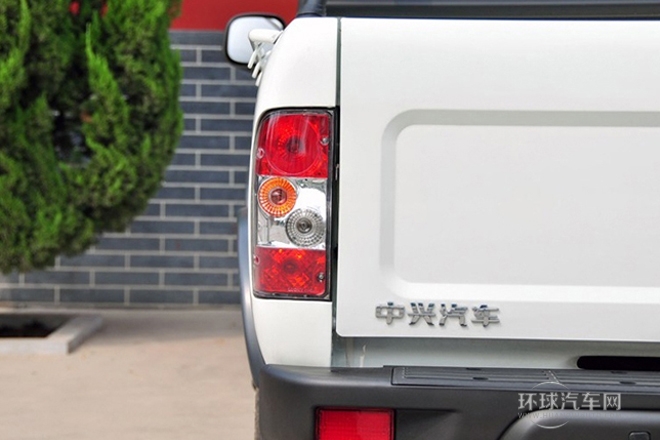 2009款 2.4T柴油超豪華型